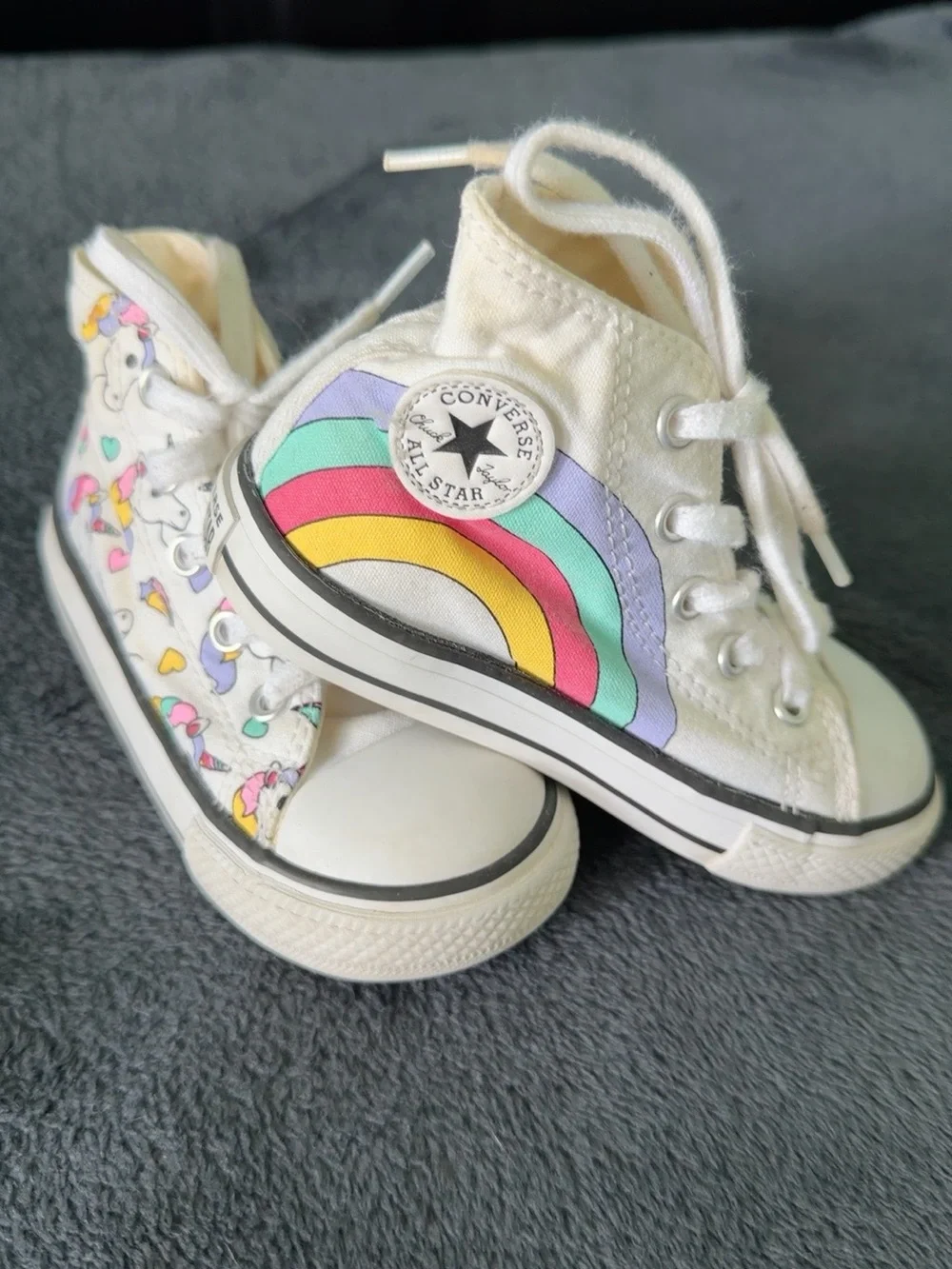 Converse Chuck Taylor Rainbow Unicorn High Tops Toddler Size 7 – Never Worn